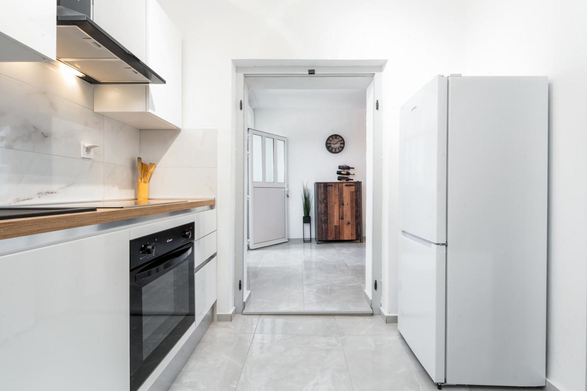Apartmani Stanka โปดสตรานา ภายนอก รูปภาพ