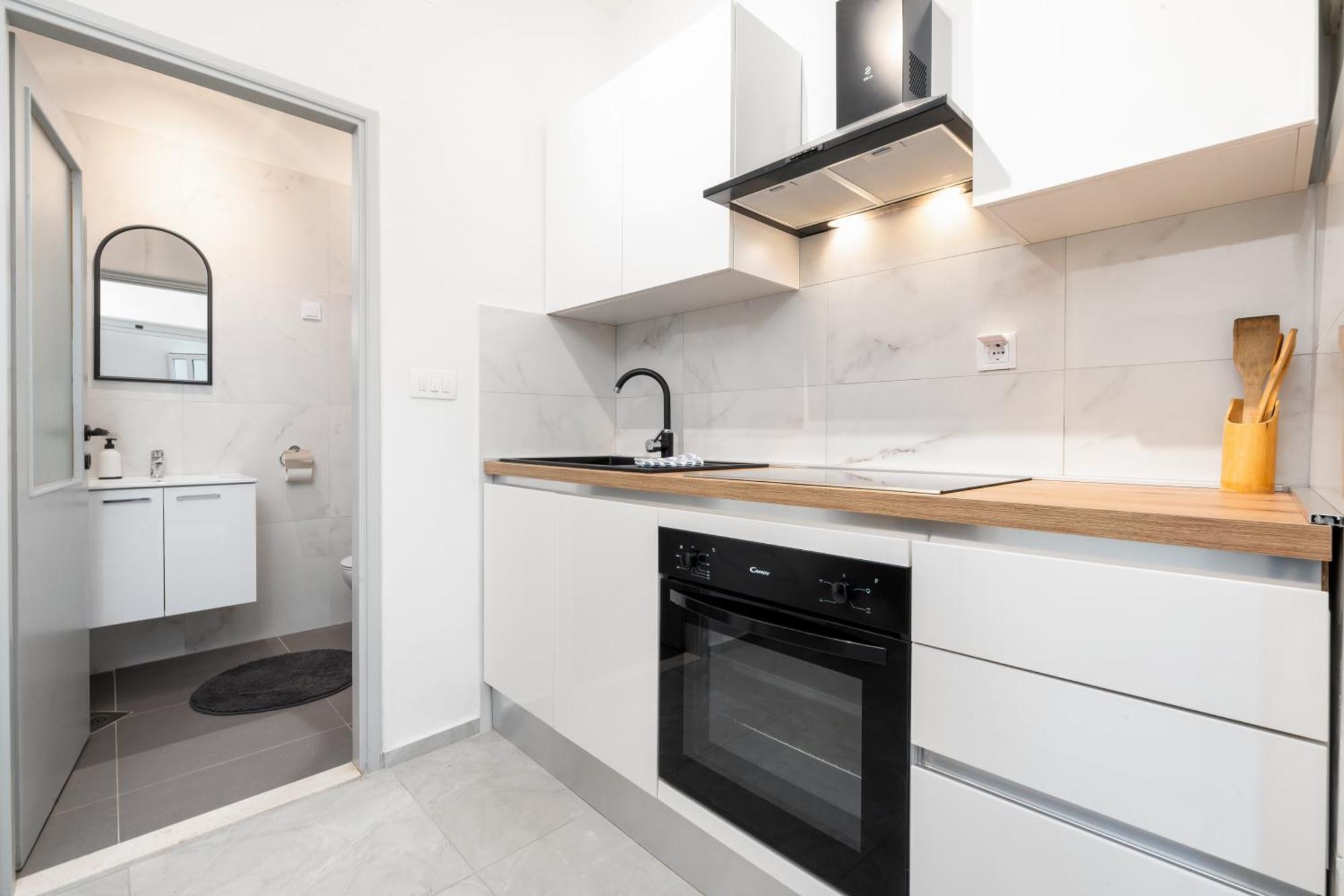 Apartmani Stanka โปดสตรานา ภายนอก รูปภาพ