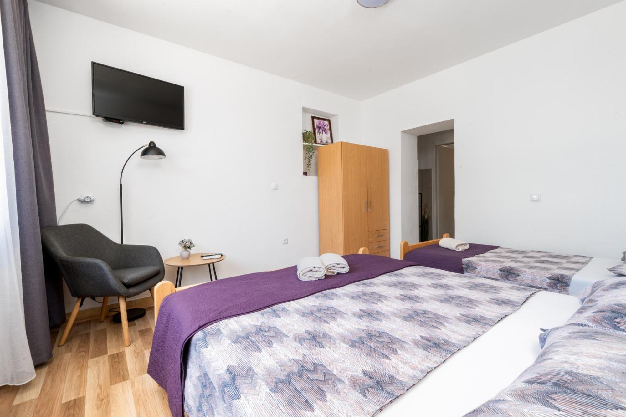 Apartmani Stanka โปดสตรานา ภายนอก รูปภาพ